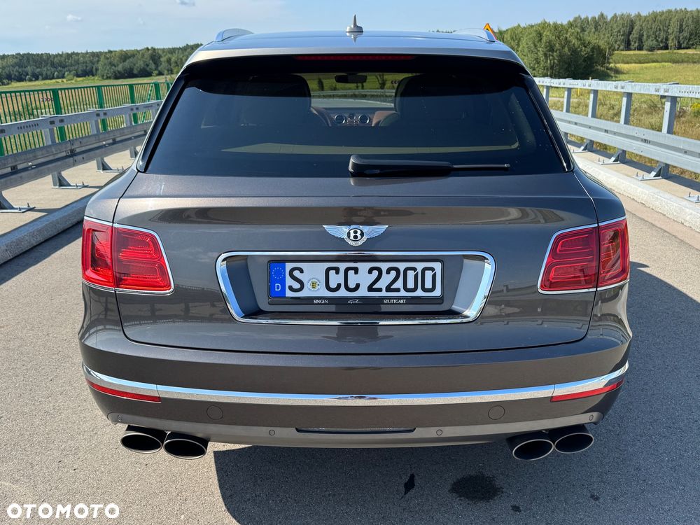 Bentley Bentayga W12 - 27