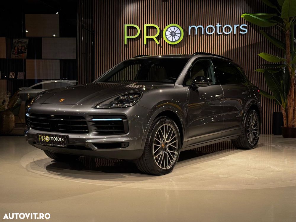 Porsche Cayenne Standard - 2