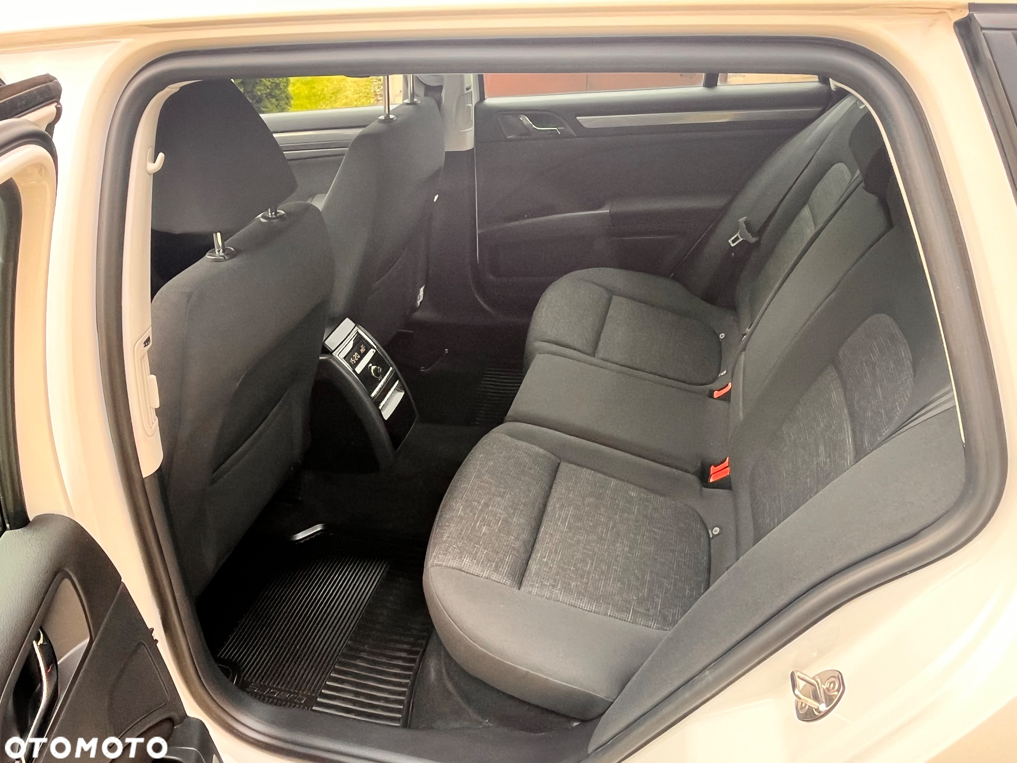 Skoda Superb 1.4 TSI Elegance - 11