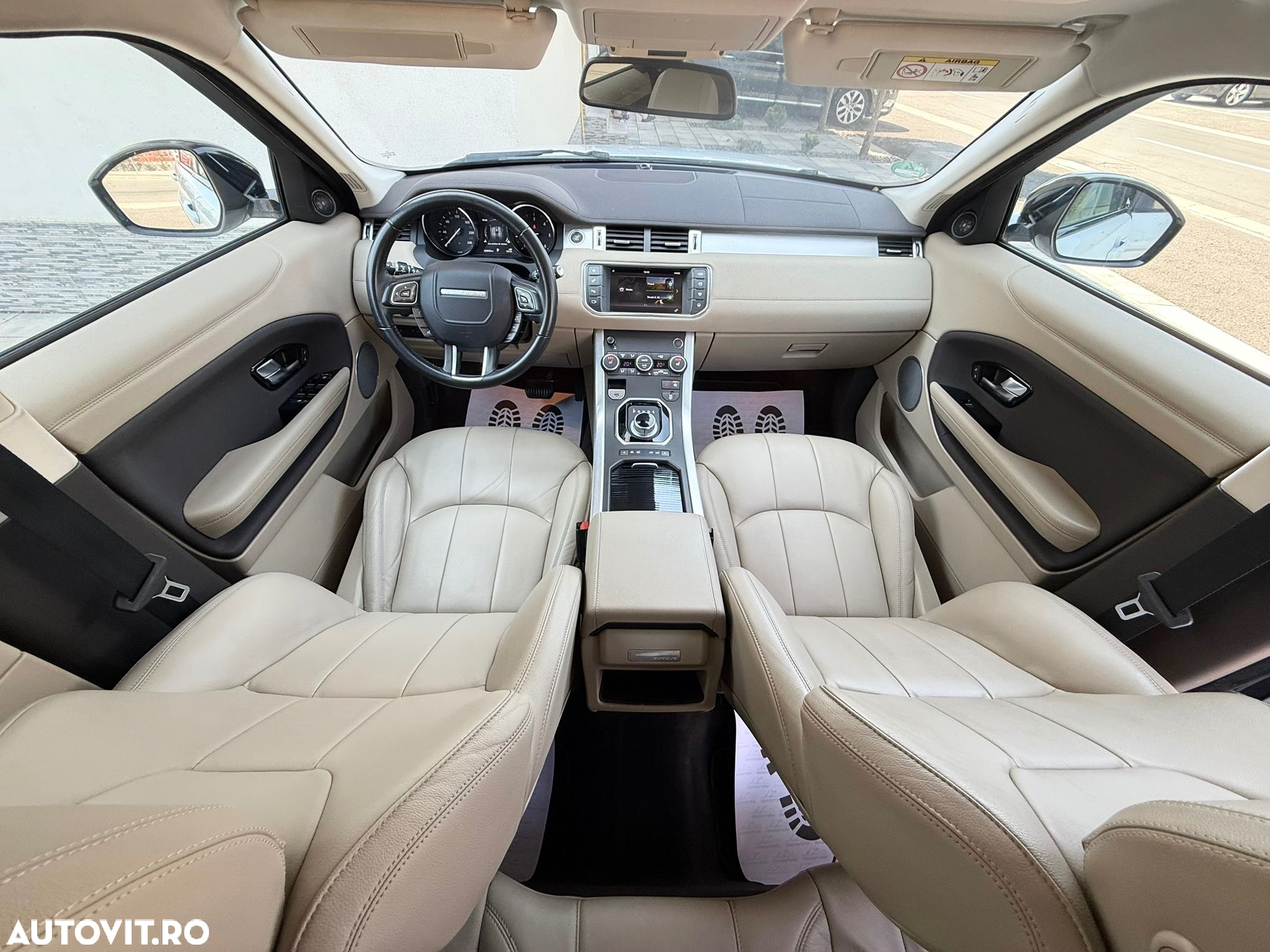 Land Rover Range Rover Evoque - 6