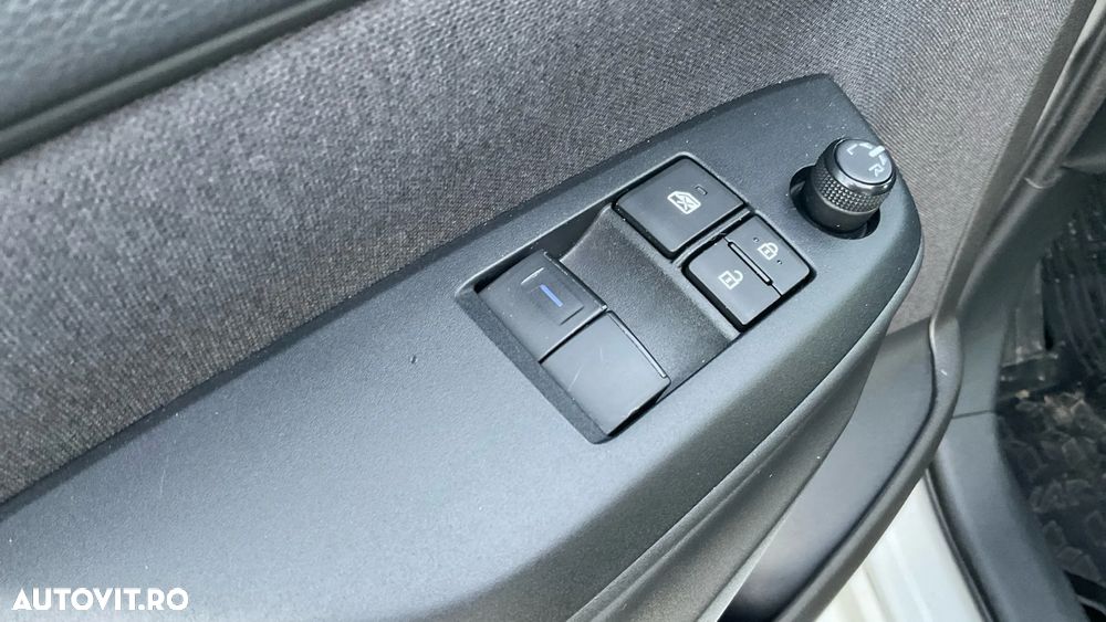 Toyota Yaris 1.5 VVT-i HSD Eco - 23