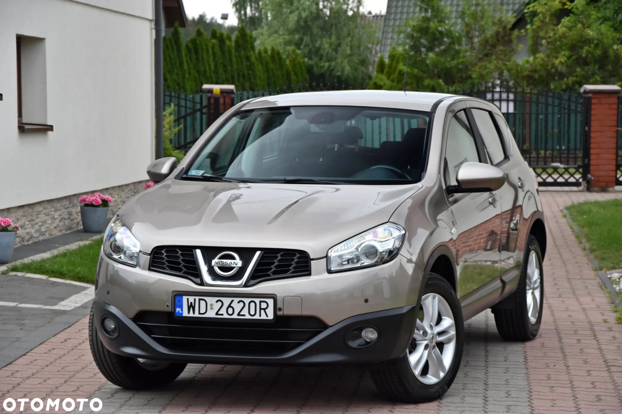 Nissan Qashqai - 4