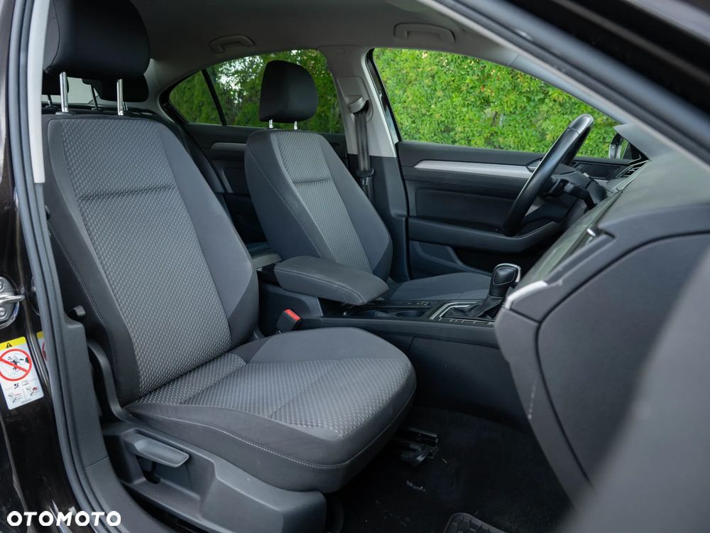 Volkswagen Passat 1.5 TSI EVO Business DSG - 19