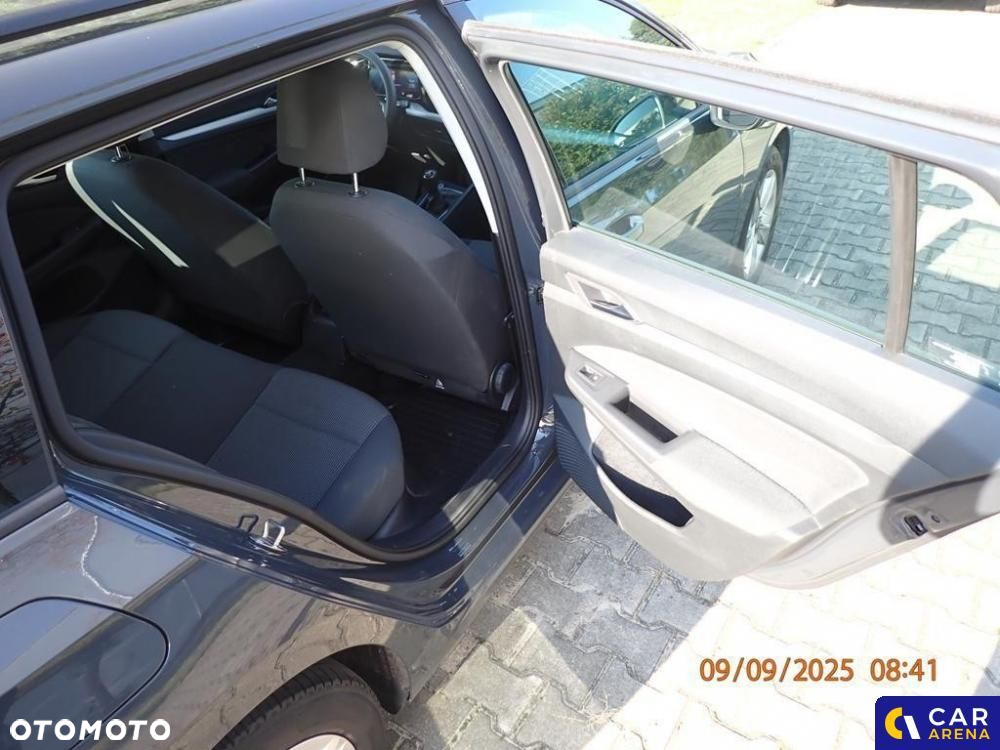 Volkswagen Golf - 19