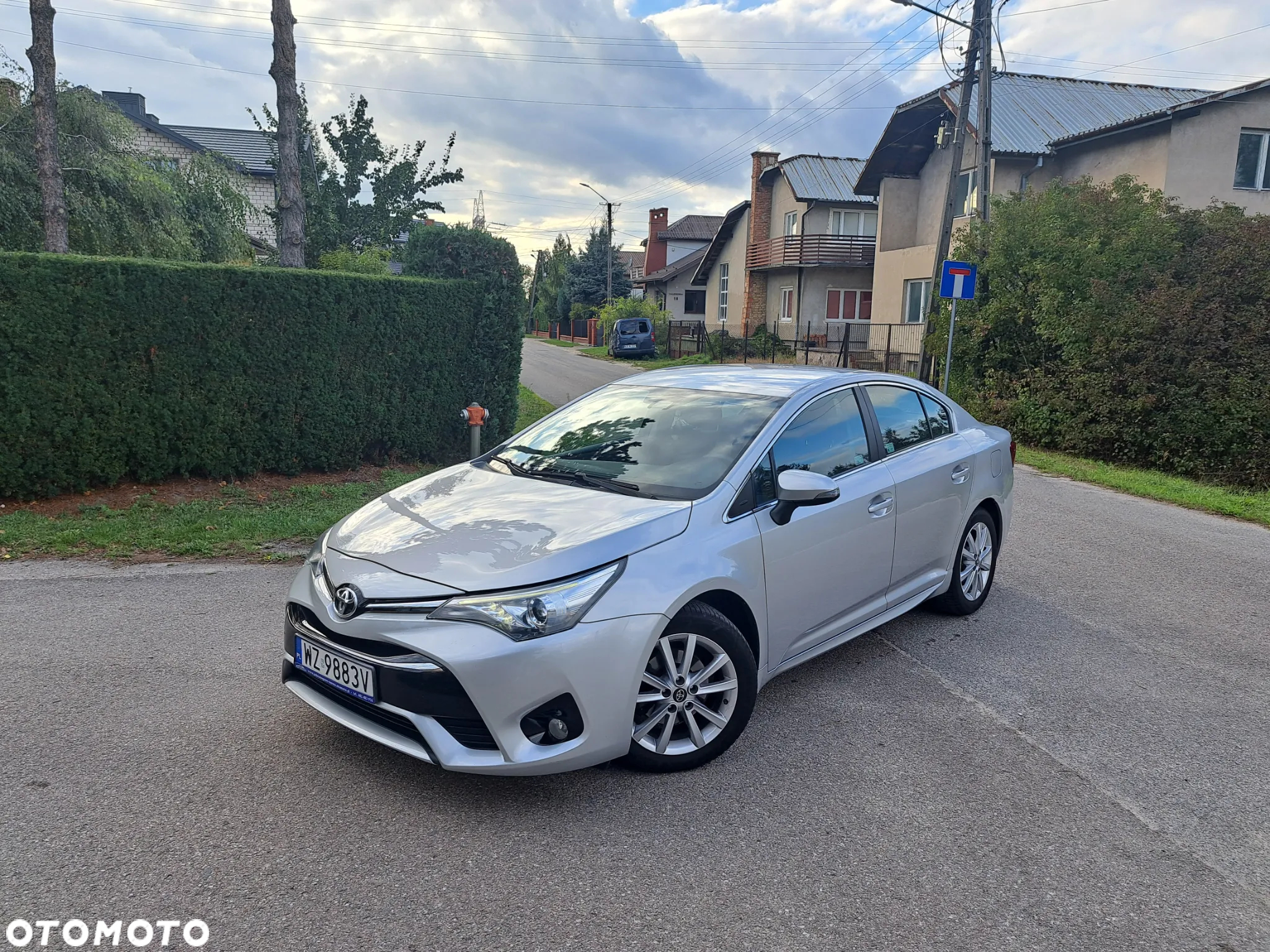Toyota Avensis 1.8 Active - 12