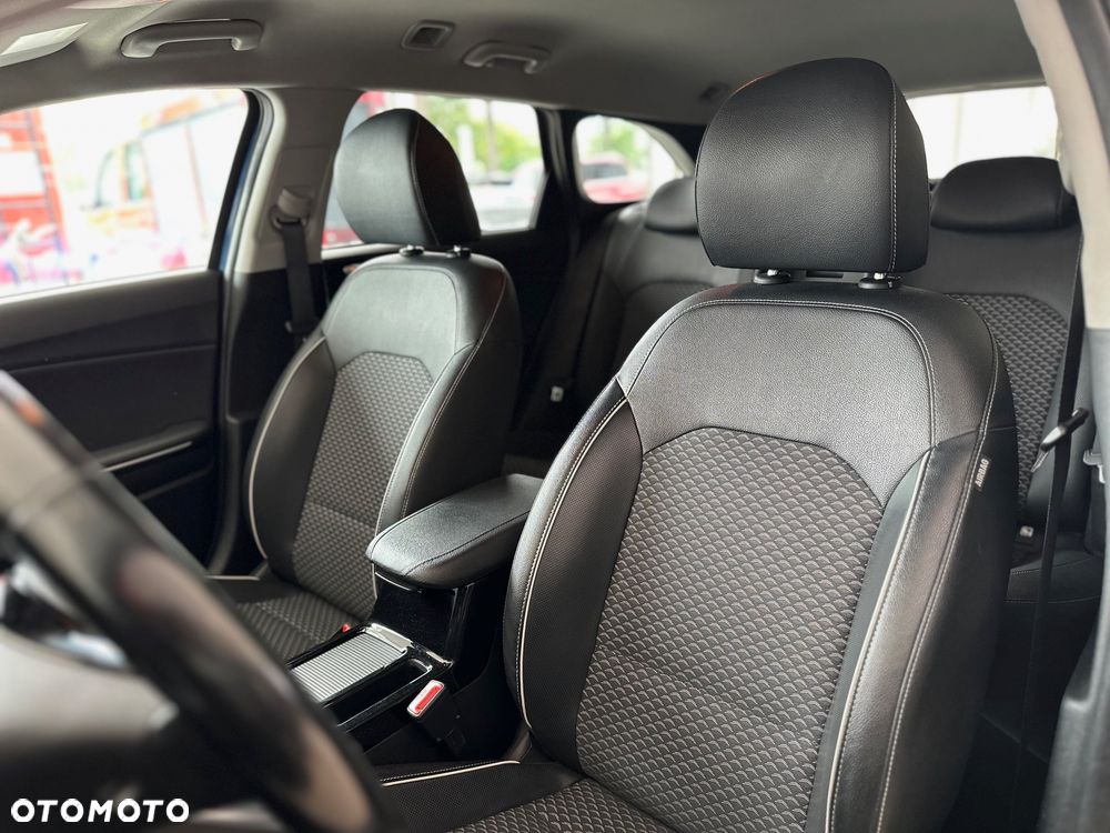 Kia Ceed 1.6 CRDi mHEV L Business Line - 8