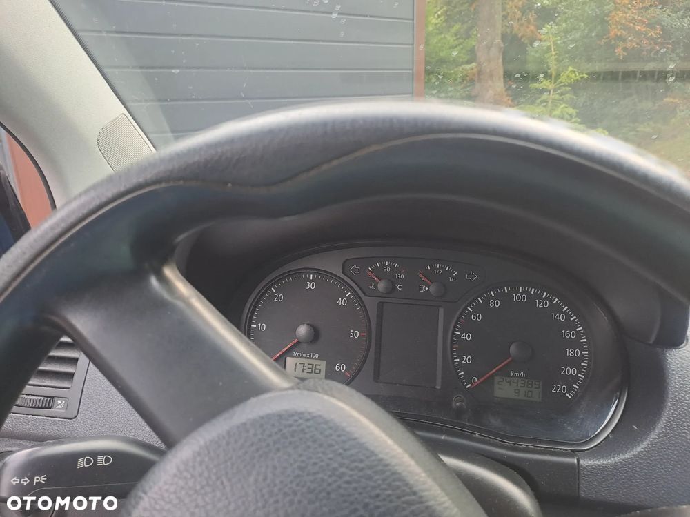 Volkswagen Polo 1.4 TDI Comfortline - 6