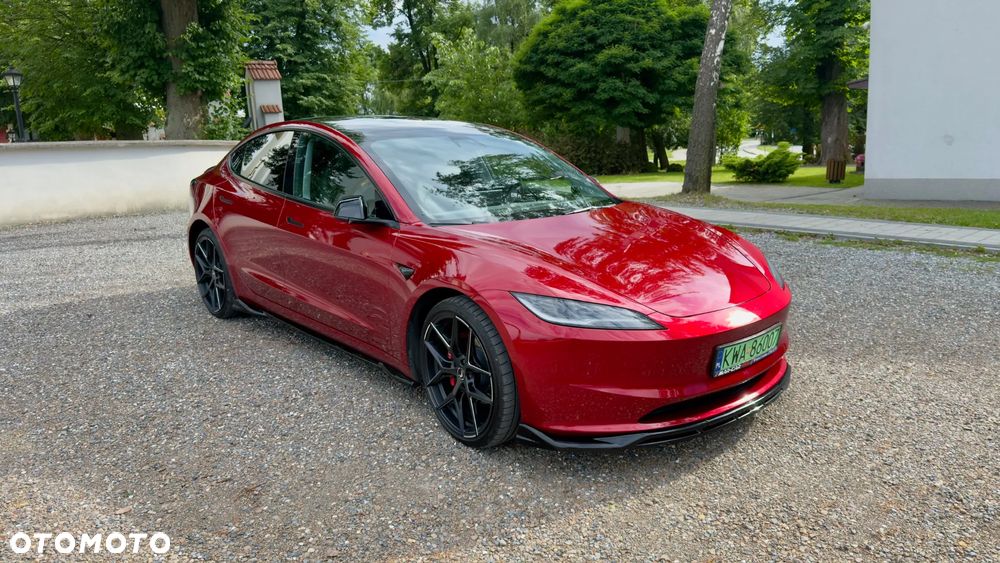 Tesla Model 3 - 11