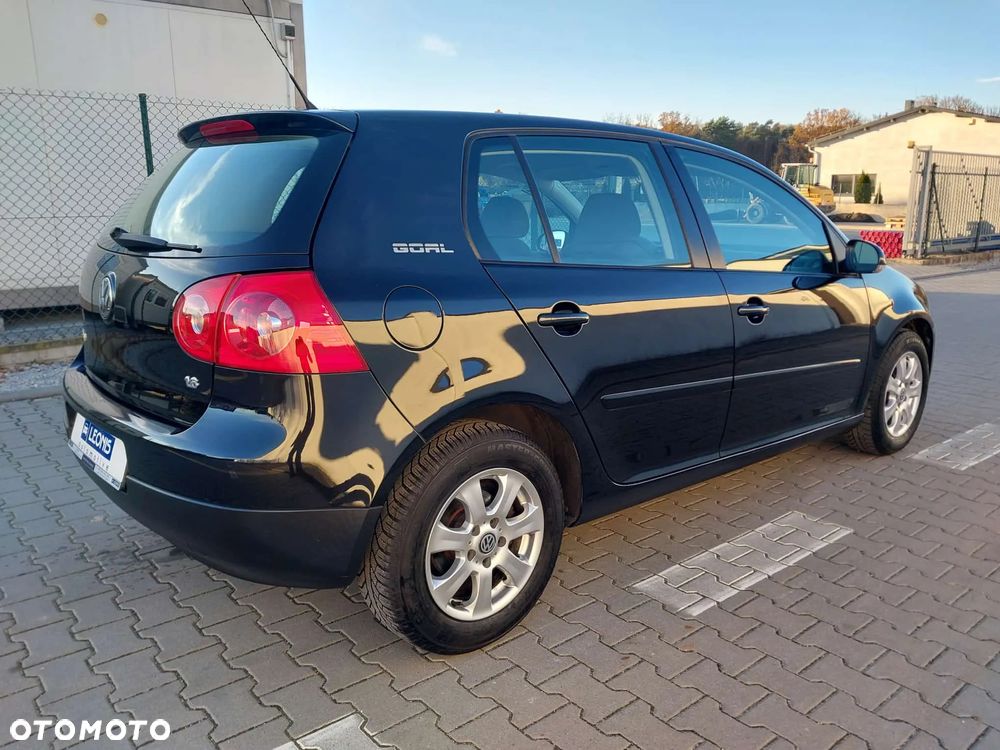 Volkswagen Golf V 1.6 Comfortline - 8