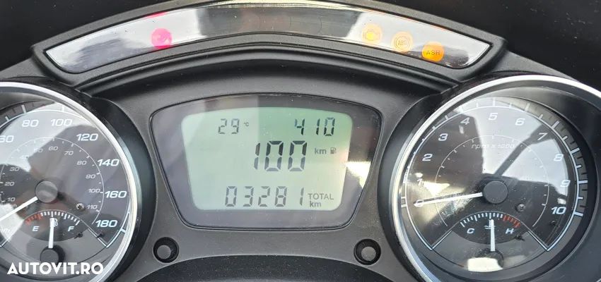 Piaggio MP3 500 Sport ABS - 2