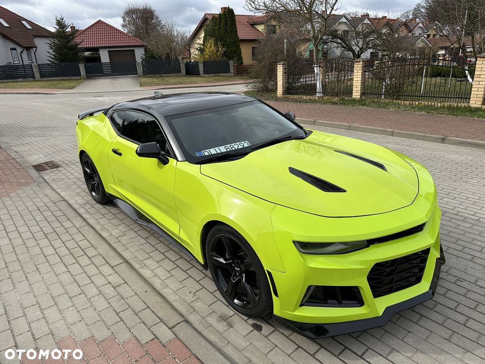 Chevrolet Camaro - 2