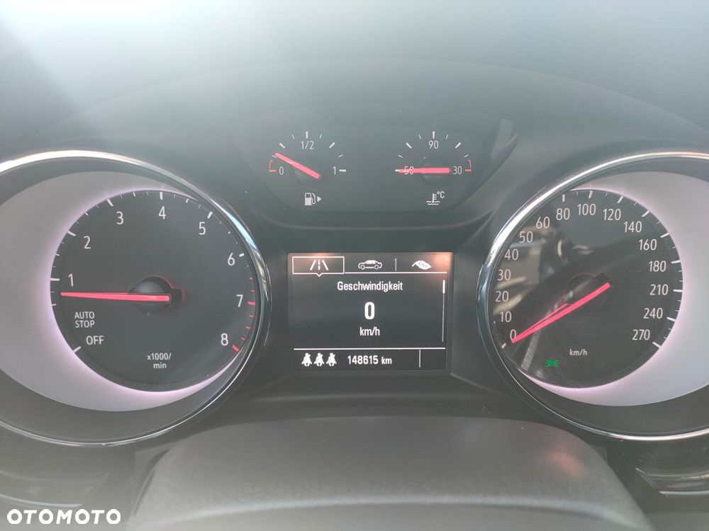Opel Astra - 11