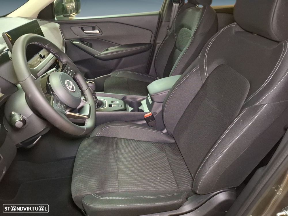 Nissan Qashqai 1.3 DIG-T Engage - 11