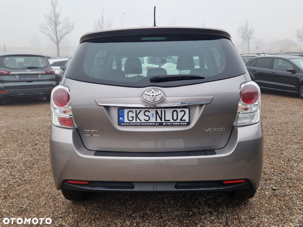 Toyota Verso 1.6 D-4D Premium - 29