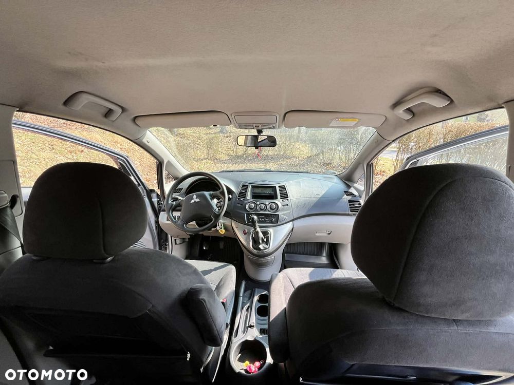 Mitsubishi Grandis 2.0 DID Instyle - 4