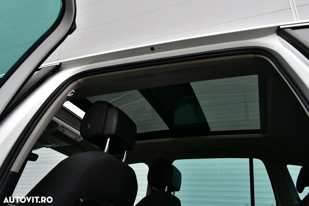 Volkswagen Tiguan - 11