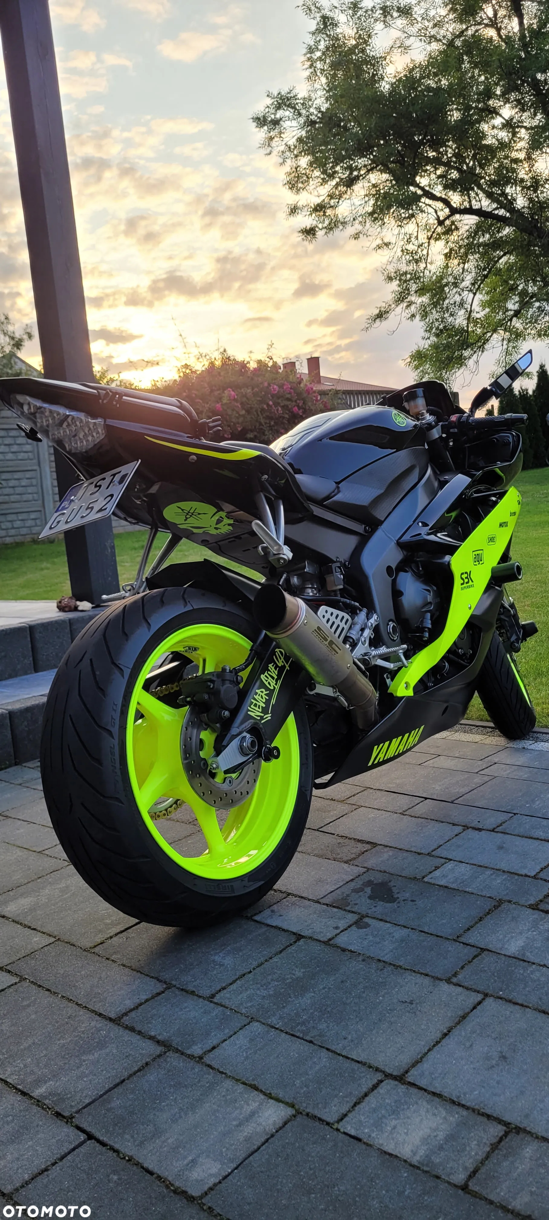 Yamaha R6 - 9