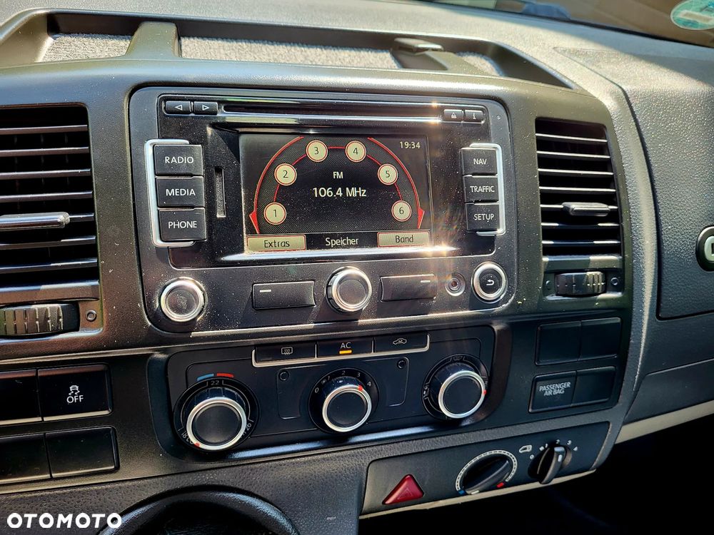 Volkswagen Transporter - 10