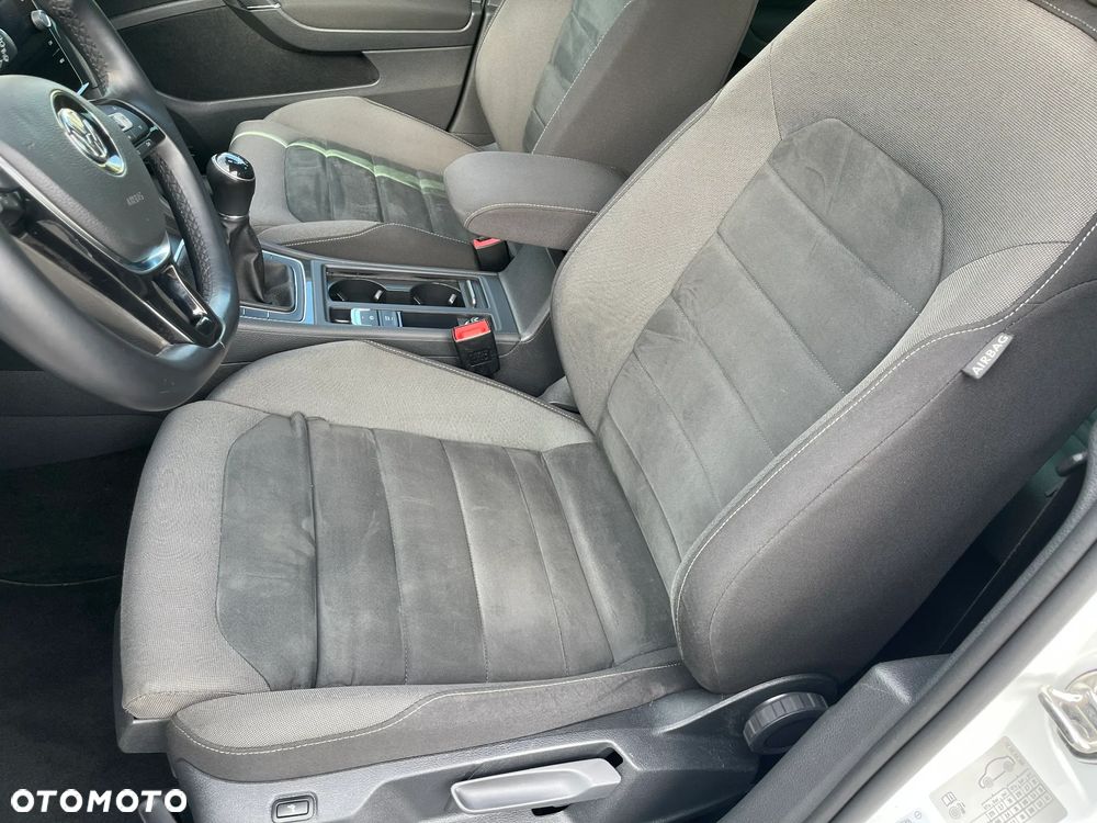 Volkswagen Golf 1.5 TSI ACT OPF BlueMotion Comfortline - 19