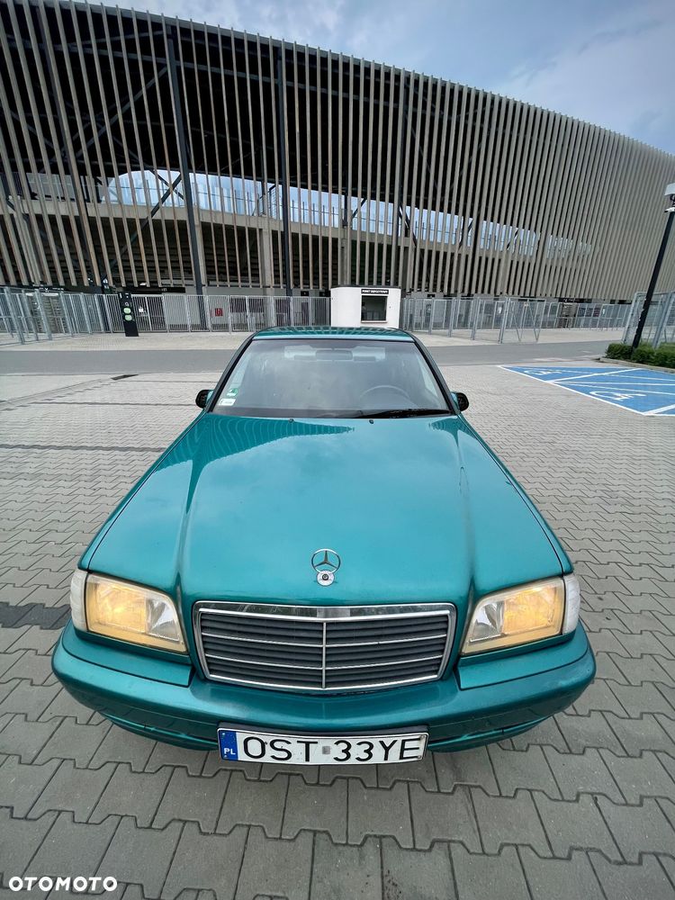 Mercedes-Benz Klasa C 220 T CDI Classic - 19