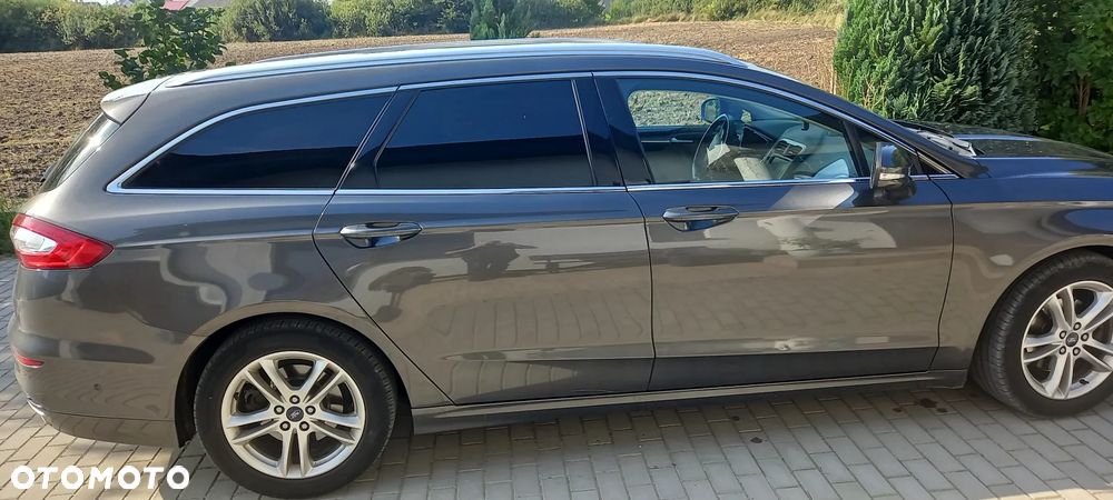 Ford Mondeo ver-2-0-tdci-start--stopp-powershift--aut-titanium - 2