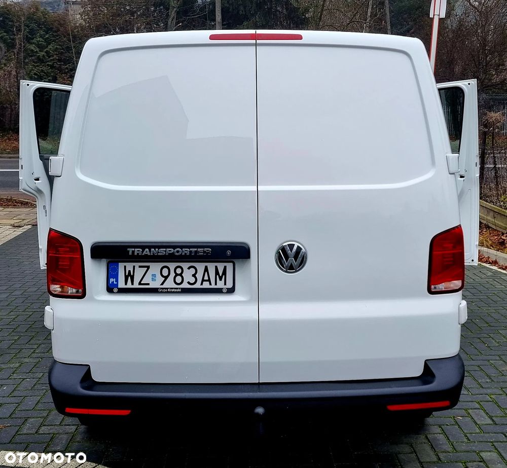 Volkswagen Transporter L1H1 Plus Trendline DSG - 11