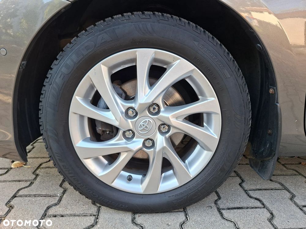 Toyota Auris - 22