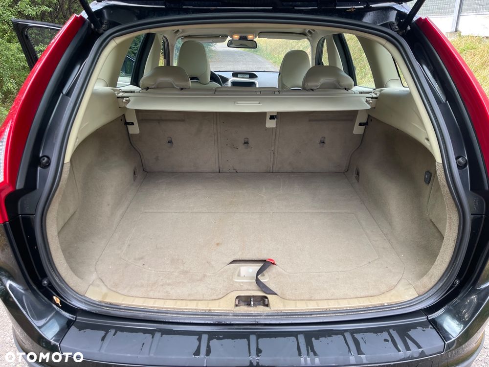 Volvo XC 60 D5 AWD Kinetic - 12