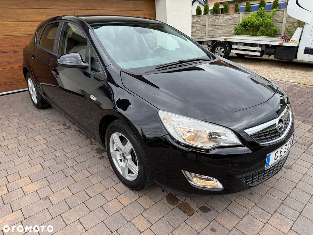 Opel Astra - 2
