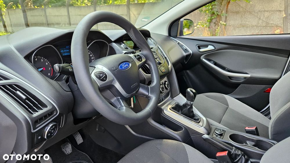 Ford Focus 1.6 Edition - 20
