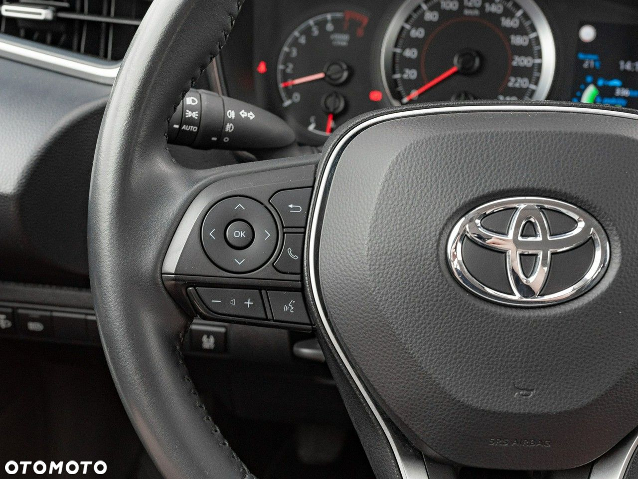 Toyota Corolla 1.5 Comfort - 17