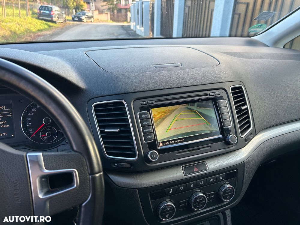 Volkswagen Sharan - 8