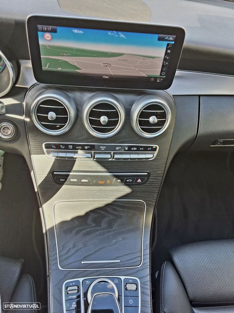 Mercedes-Benz C 300 - 12