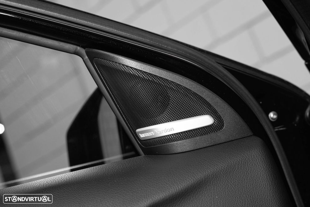 Mercedes-Benz A 45 AMG 4Matic Speedshift 7G-DCT - 25