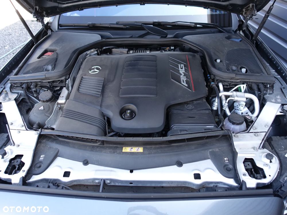 Mercedes-Benz Klasa E AMG 53 4Matic AMG Speedshift 9G-TCT - 40