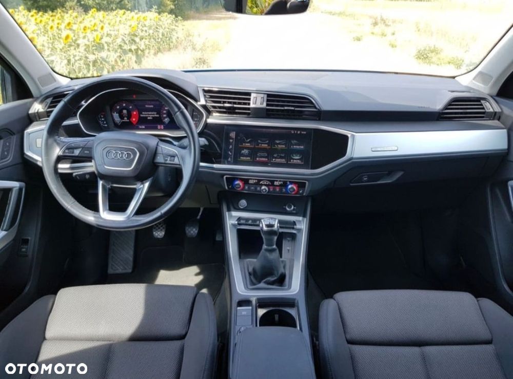 Audi Q3 35 TDI Quattro S Line - 9