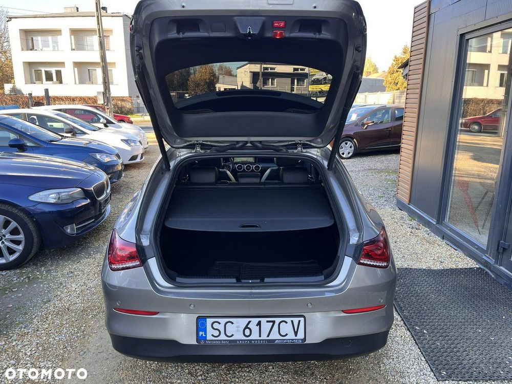 Mercedes-Benz CLA - 25