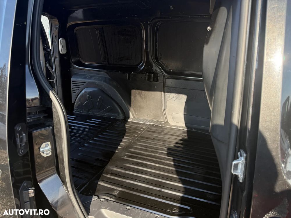 Renault Kangoo Maxi - 10