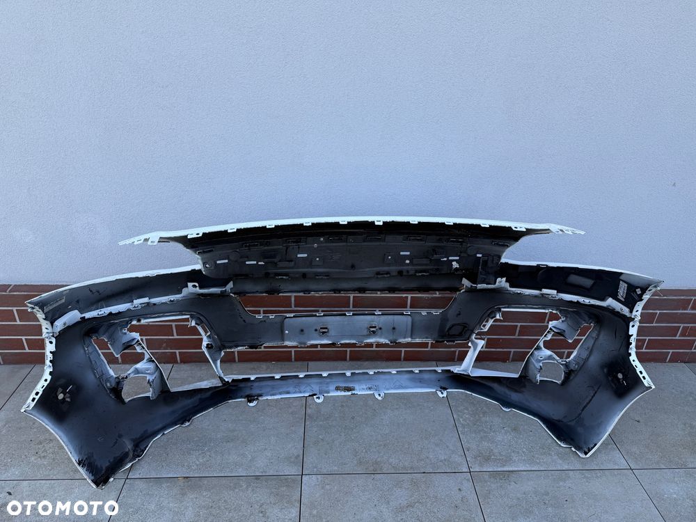 ZAFIRA D  VIVARO C  ZDERZAK PRZEDNI PRZÓD - 11