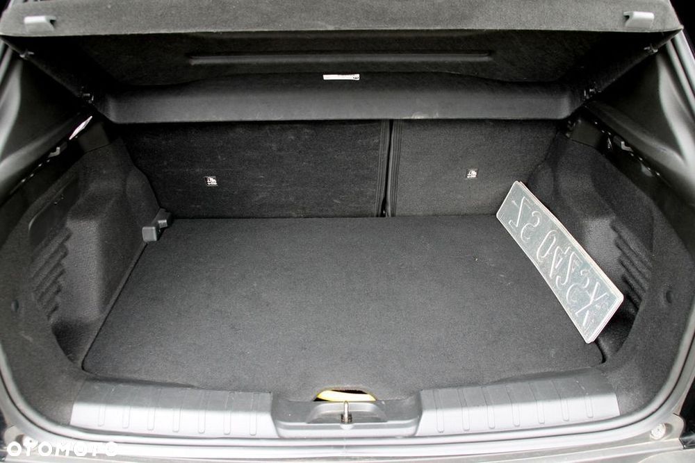 Jeep Avenger 54kWh Altitude - 33