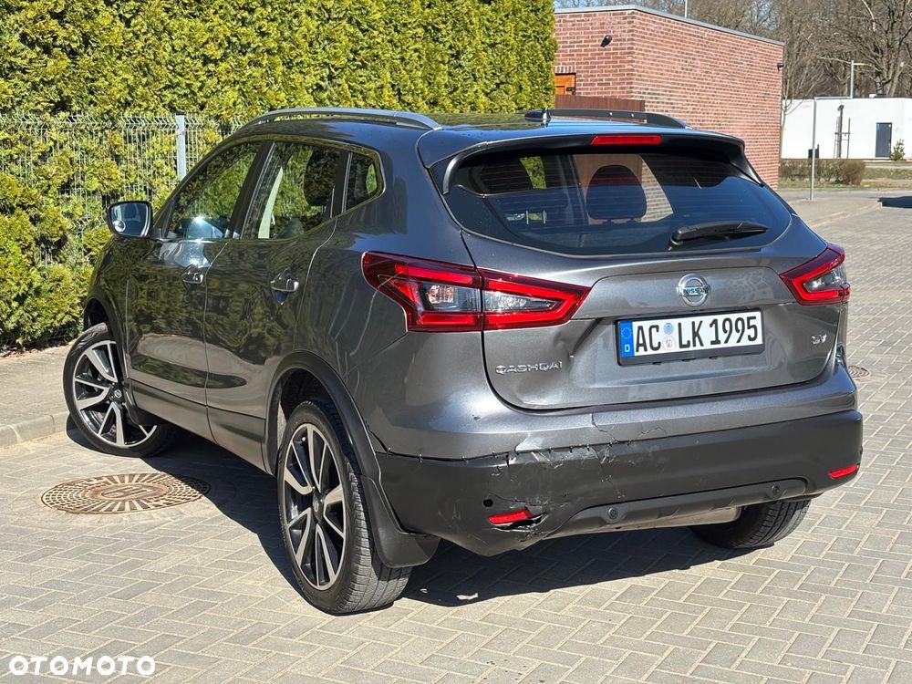 Nissan Qashqai - 13