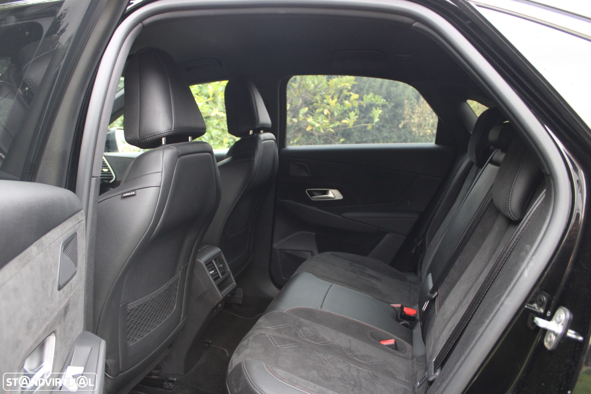 DS DS7 Crossback E-Tense Performance Line EAT8 - 11