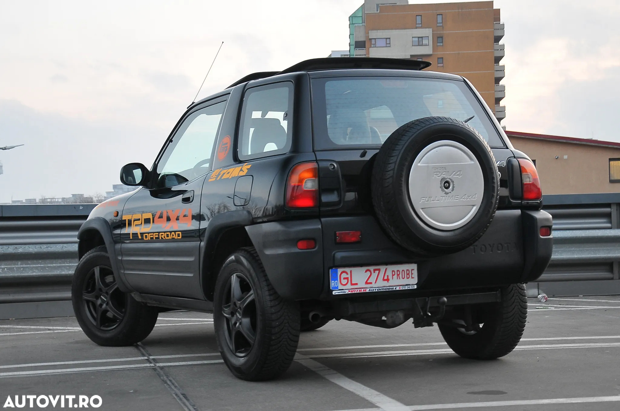 Toyota RAV4 4x4 - 8