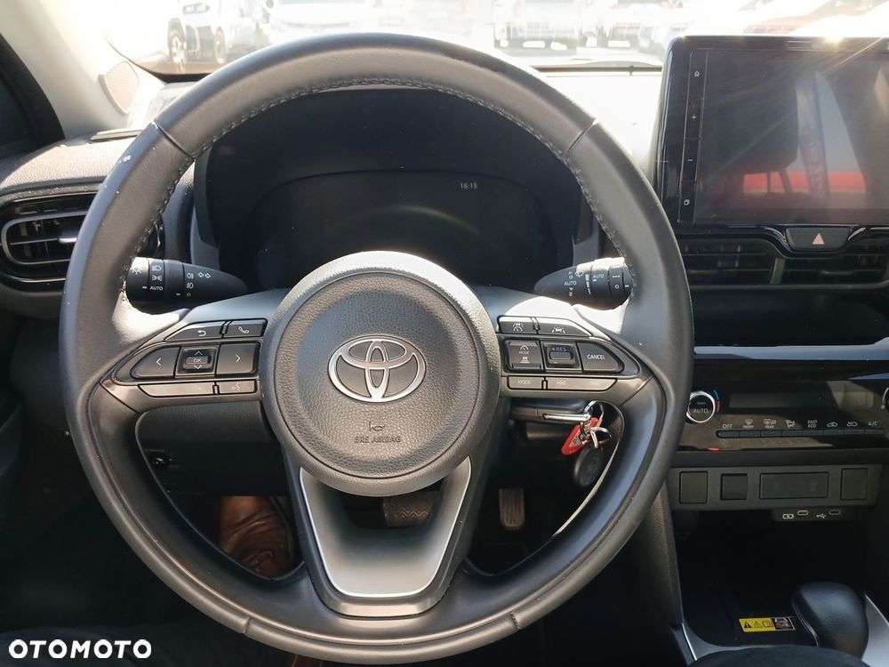 Toyota Yaris Cross Hybrid 1.5 Comfort - 17