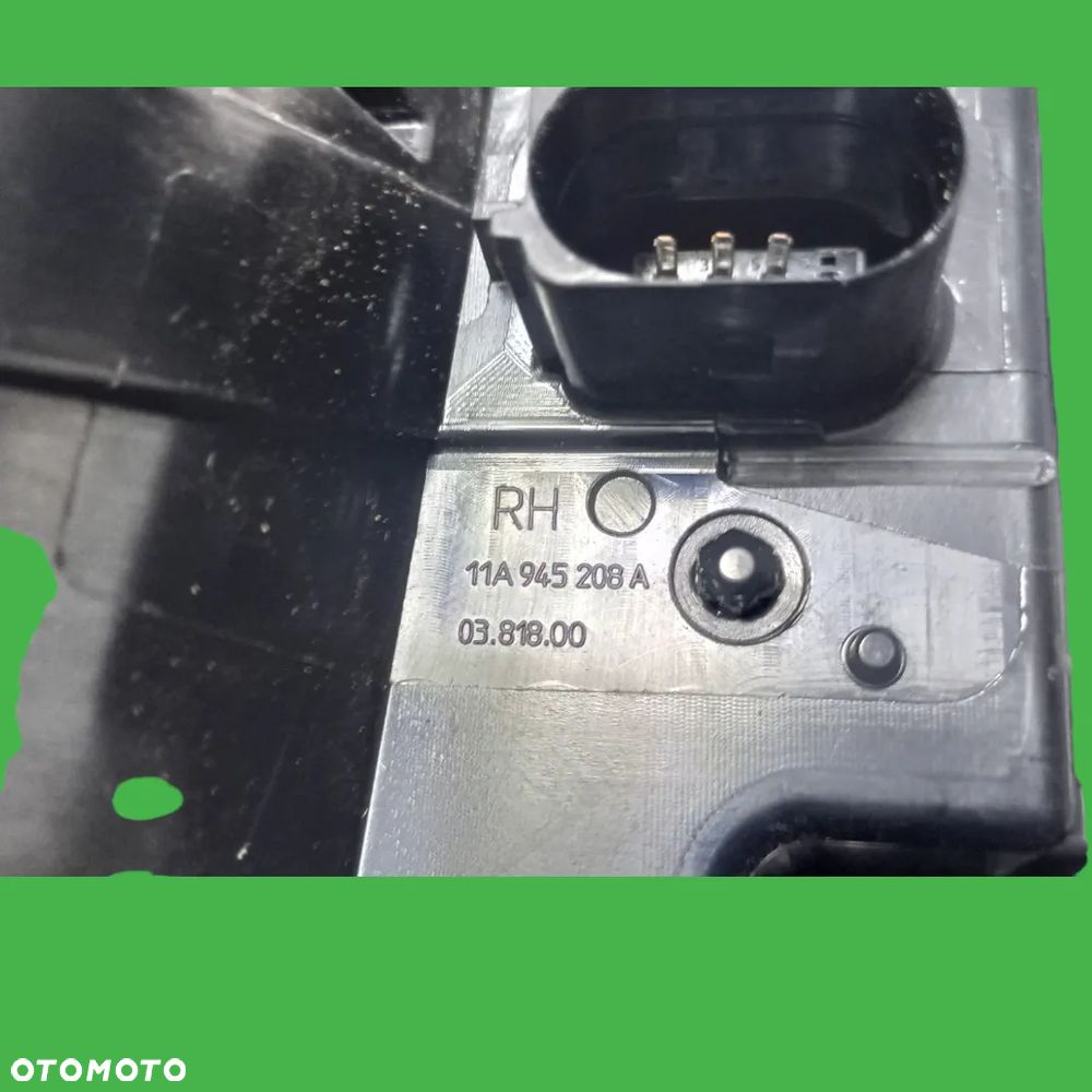 LAMPA TYL TYLNA PRAWA VW VOLKSWAGEN  ID4 ID.4 Id-3  11A LED  11A945208A IQ LIGHT IDEALNA - 2
