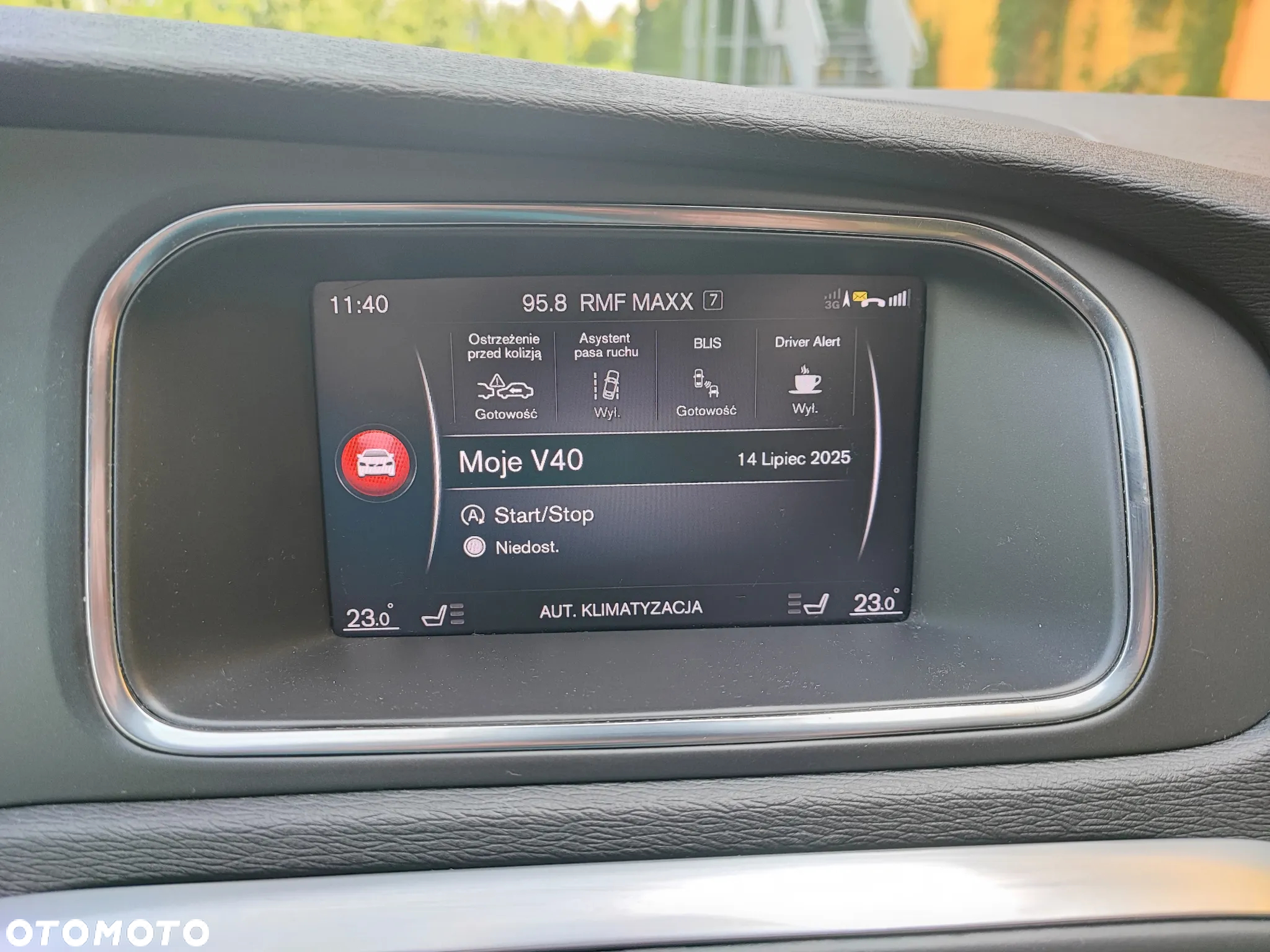 Volvo V40 T3 Geartronic RDesign - 27