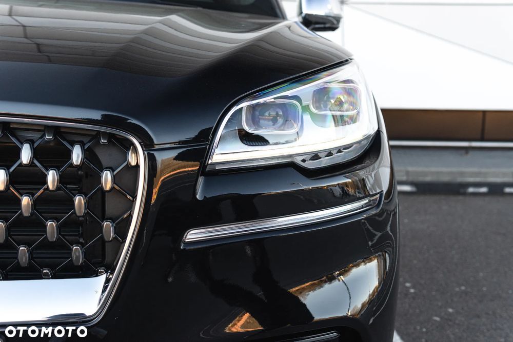 Lincoln Aviator - 9