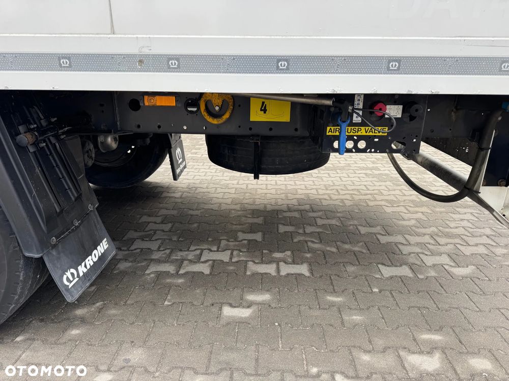 Krone Hakowa, Thermo King SLXi 400 - 28