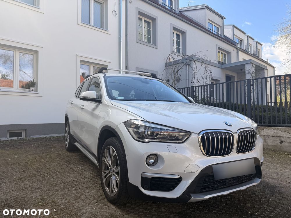BMW X1 sDrive18i xLine - 14