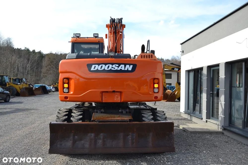 Doosan DX 140 W - 8